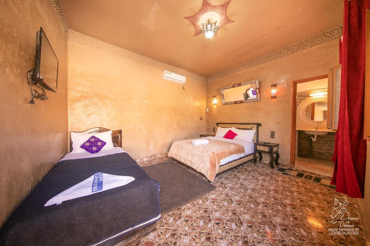 L'Homme Du Desert A Merzouga Exteriör bild